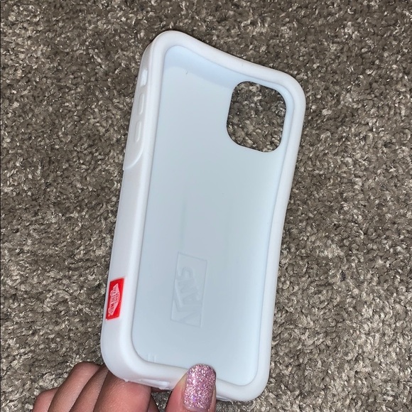 Free Vans iphone case 💜 - Picture 4 of 6